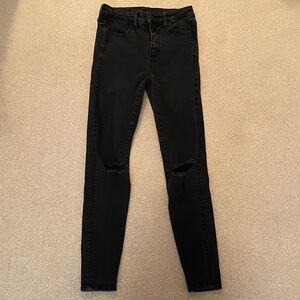 aeo highrise distressed skinny jeans